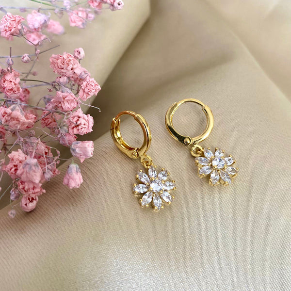 Flower Diamond Ohrring Gold 14K